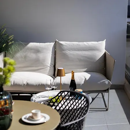 Amores Luxury By Belmont Realty * Задар